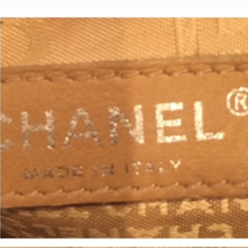 💕Chanel💕 multicolor rare retired clover, XL tote - Picture 15 of 16